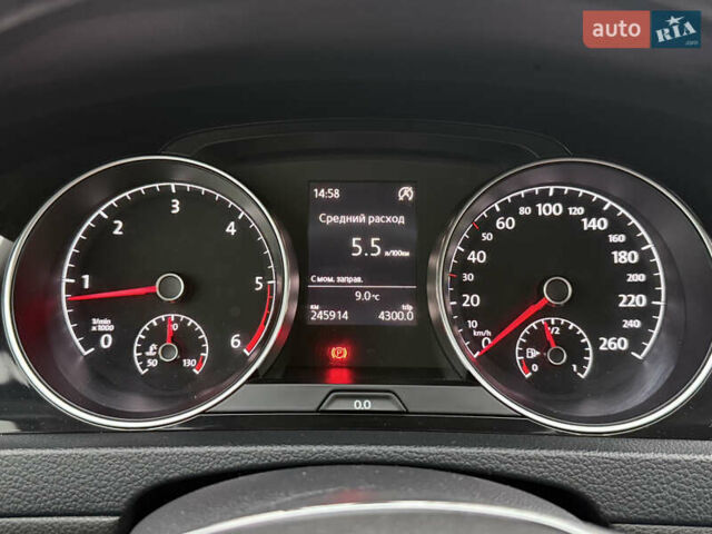 Черный Фольксваген Гольф, объемом двигателя 2 л и пробегом 245 тыс. км за 11700 $, фото 49 на Automoto.ua
