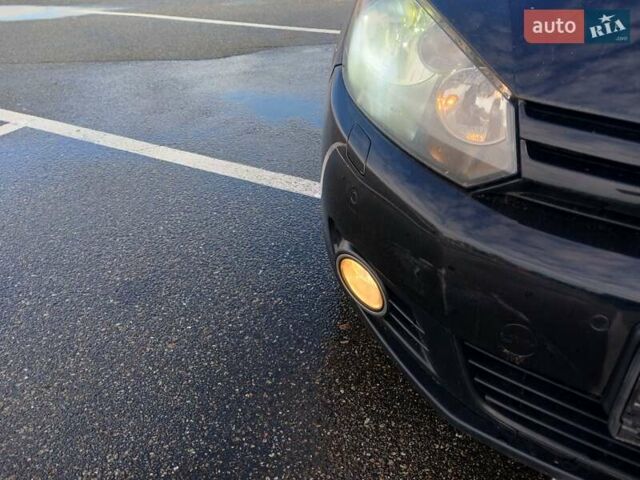 Черный Фольксваген Гольф, объемом двигателя 1.6 л и пробегом 266 тыс. км за 8600 $, фото 38 на Automoto.ua