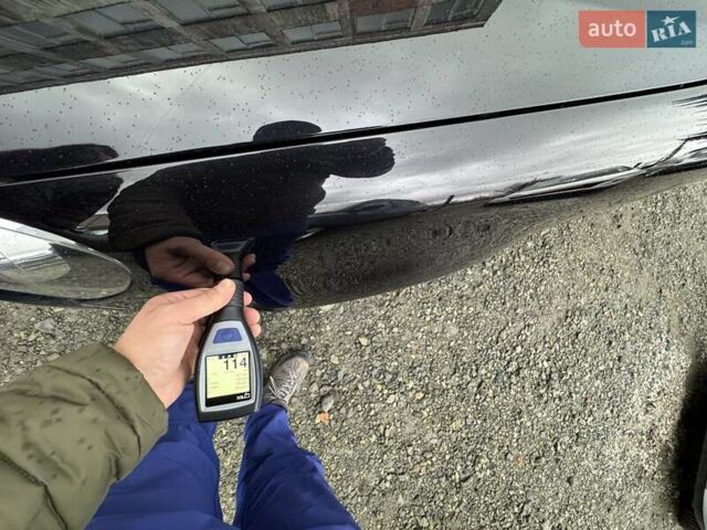 Черный Фольксваген Гольф, объемом двигателя 1.6 л и пробегом 207 тыс. км за 9300 $, фото 63 на Automoto.ua