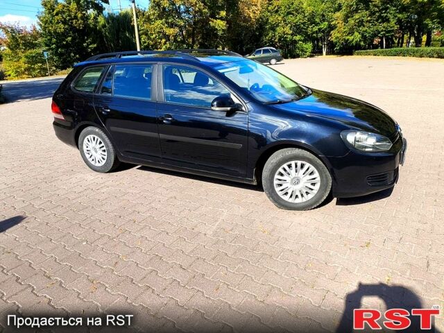 Черный Фольксваген Гольф, объемом двигателя 1.6 л и пробегом 241 тыс. км за 8000 $, фото 4 на Automoto.ua