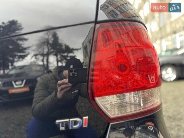 Черный Фольксваген Гольф, объемом двигателя 1.6 л и пробегом 207 тыс. км за 9300 $, фото 43 на Automoto.ua