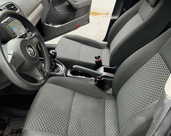 Чорний Фольксваген Гольф, об'ємом двигуна 1.6 л та пробігом 216 тис. км за 8500 $, фото 3 на Automoto.ua