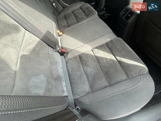 Чорний Фольксваген Гольф, об'ємом двигуна 1.6 л та пробігом 320 тис. км за 8200 $, фото 13 на Automoto.ua