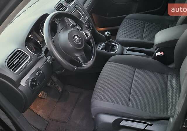 Чорний Фольксваген Гольф, об'ємом двигуна 1.6 л та пробігом 163 тис. км за 8900 $, фото 8 на Automoto.ua