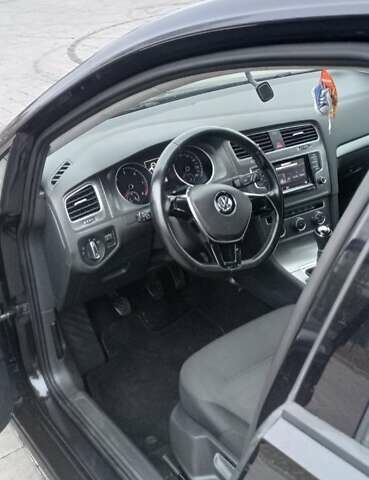 Черный Фольксваген Гольф, объемом двигателя 1.97 л и пробегом 241 тыс. км за 12000 $, фото 26 на Automoto.ua