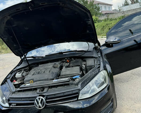 Черный Фольксваген Гольф, объемом двигателя 1.6 л и пробегом 330 тыс. км за 11000 $, фото 33 на Automoto.ua