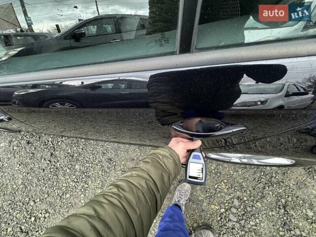 Черный Фольксваген Гольф, объемом двигателя 1.6 л и пробегом 207 тыс. км за 9300 $, фото 70 на Automoto.ua