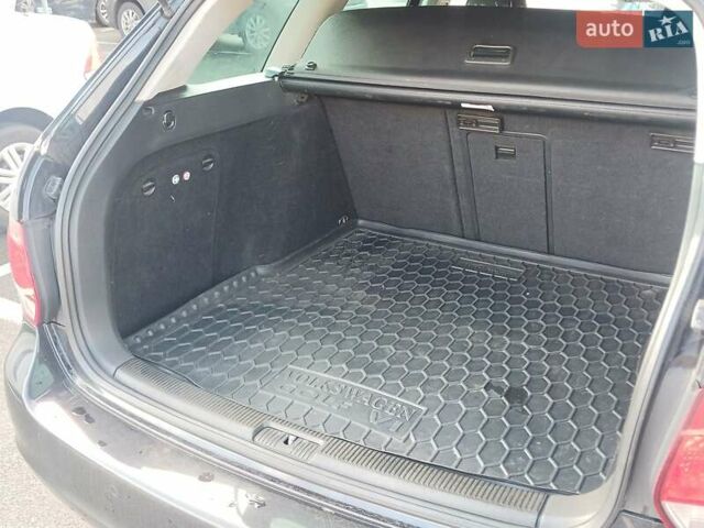 Черный Фольксваген Гольф, объемом двигателя 1.6 л и пробегом 266 тыс. км за 8600 $, фото 36 на Automoto.ua