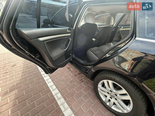 Чорний Фольксваген Гольф, об'ємом двигуна 1.6 л та пробігом 320 тис. км за 8200 $, фото 20 на Automoto.ua