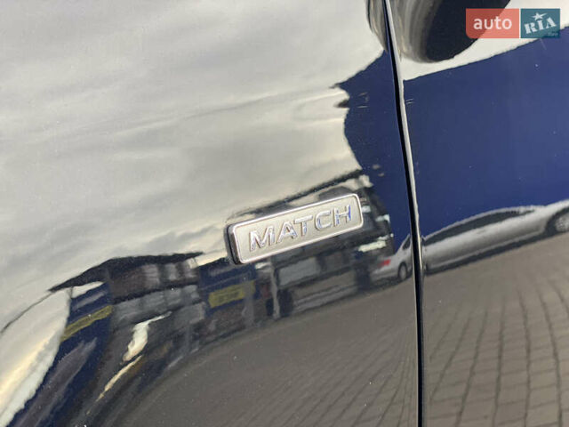 Черный Фольксваген Гольф, объемом двигателя 1.97 л и пробегом 233 тыс. км за 10190 $, фото 52 на Automoto.ua