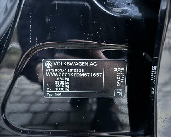 Черный Фольксваген Гольф, объемом двигателя 1.6 л и пробегом 276 тыс. км за 8999 $, фото 25 на Automoto.ua