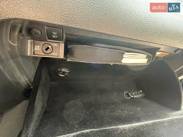 Чорний Фольксваген Гольф, об'ємом двигуна 1.6 л та пробігом 320 тис. км за 8200 $, фото 39 на Automoto.ua