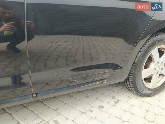 Черный Фольксваген Гольф, объемом двигателя 1.6 л и пробегом 298 тыс. км за 9600 $, фото 7 на Automoto.ua