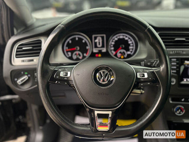 Черный Фольксваген Гольф, объемом двигателя 1.6 л и пробегом 246 тыс. км за 10300 $, фото 11 на Automoto.ua