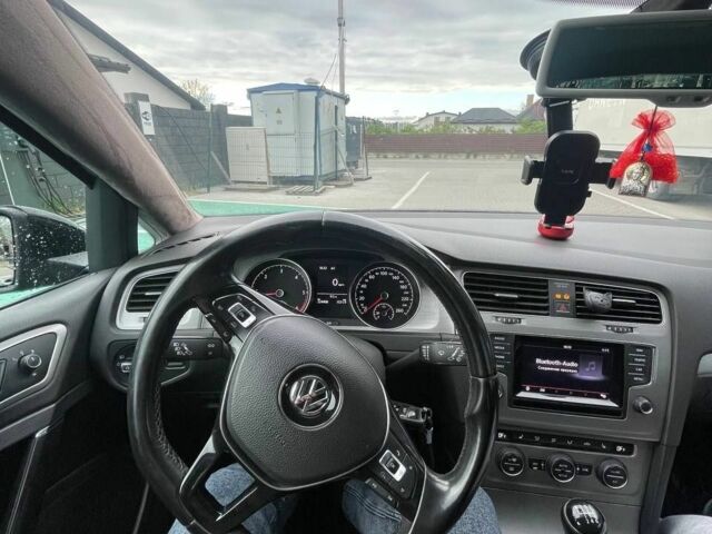 Чорний Фольксваген Гольф, об'ємом двигуна 2 л та пробігом 226 тис. км за 11100 $, фото 5 на Automoto.ua