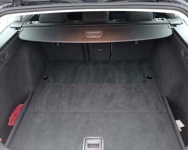 Черный Фольксваген Гольф, объемом двигателя 1.97 л и пробегом 241 тыс. км за 12000 $, фото 24 на Automoto.ua