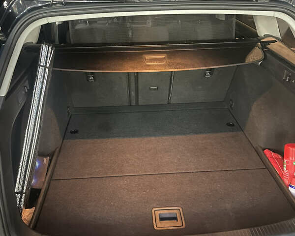 Чорний Фольксваген Гольф, об'ємом двигуна 1.6 л та пробігом 251 тис. км за 11700 $, фото 31 на Automoto.ua