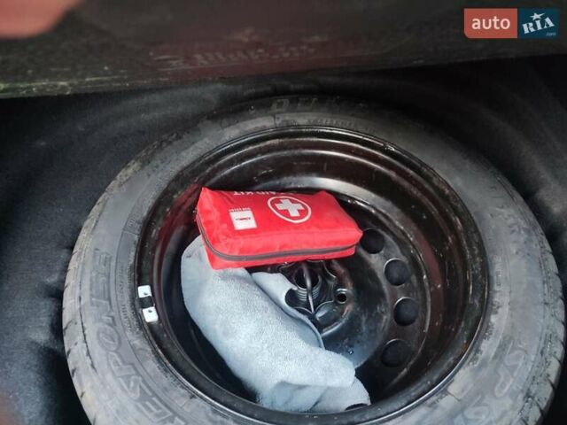 Чорний Фольксваген Гольф, об'ємом двигуна 1.6 л та пробігом 267 тис. км за 9200 $, фото 20 на Automoto.ua