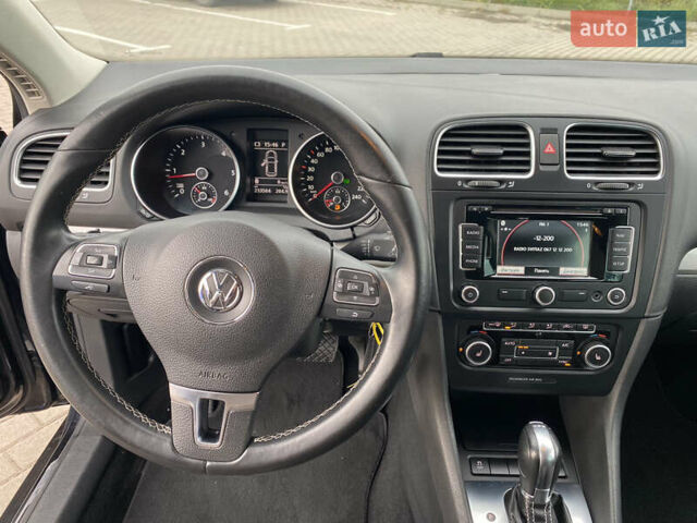 Черный Фольксваген Гольф, объемом двигателя 1.97 л и пробегом 233 тыс. км за 10190 $, фото 26 на Automoto.ua