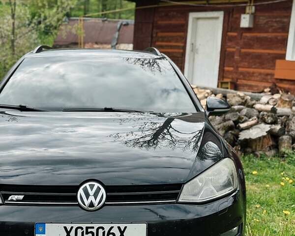 Черный Фольксваген Гольф, объемом двигателя 1.6 л и пробегом 330 тыс. км за 11000 $, фото 1 на Automoto.ua