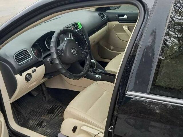 Черный Фольксваген Гольф, объемом двигателя 2.5 л и пробегом 170 тыс. км за 8849 $, фото 5 на Automoto.ua