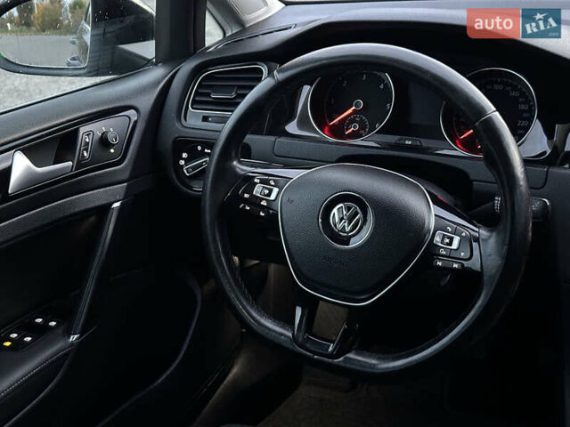 Черный Фольксваген Гольф, объемом двигателя 0 л и пробегом 245 тыс. км за 13200 $, фото 20 на Automoto.ua