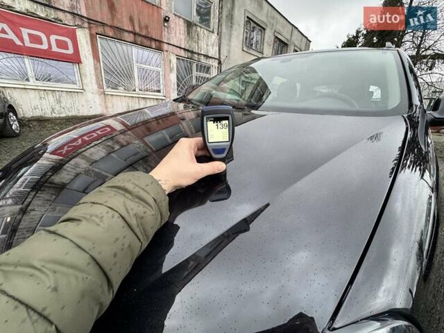 Черный Фольксваген Гольф, объемом двигателя 1.6 л и пробегом 207 тыс. км за 9300 $, фото 62 на Automoto.ua