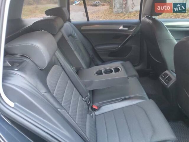 Чорний Фольксваген Гольф, об'ємом двигуна 1.6 л та пробігом 267 тис. км за 9200 $, фото 22 на Automoto.ua