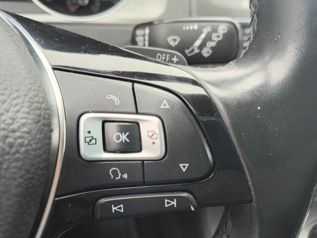 Черный Фольксваген Гольф, объемом двигателя 1.4 л и пробегом 241 тыс. км за 10500 $, фото 22 на Automoto.ua