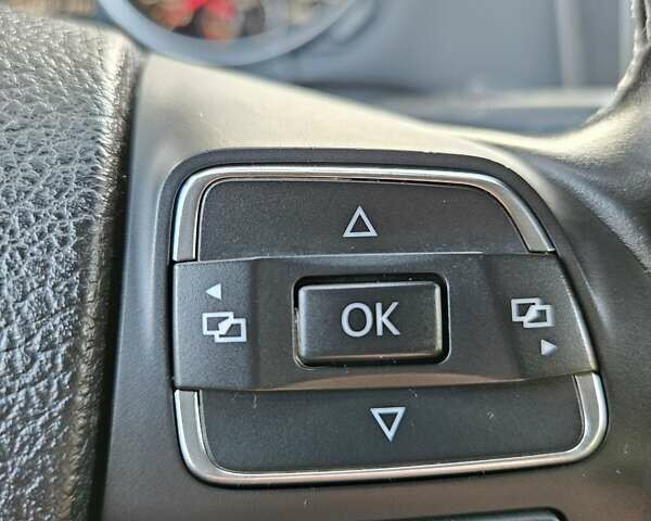 Черный Фольксваген Гольф, объемом двигателя 1.6 л и пробегом 326 тыс. км за 8950 $, фото 27 на Automoto.ua