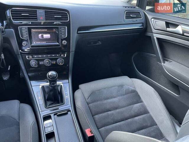 Фольксваген Гольф 2013 в Стрые на Automoto.ua Черный Фольксваген Гольф, объемом двигателя 1.97 л и пробегом 245 тыс. км за 11750 $, фото 32 на Automoto.ua