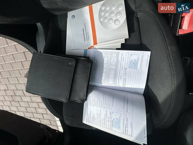 Чорний Фольксваген Гольф, об'ємом двигуна 1.6 л та пробігом 320 тис. км за 8200 $, фото 38 на Automoto.ua