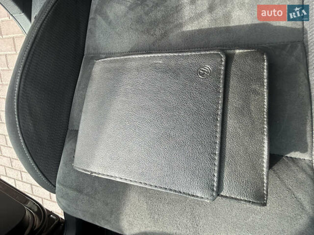 Чорний Фольксваген Гольф, об'ємом двигуна 1.6 л та пробігом 320 тис. км за 8200 $, фото 37 на Automoto.ua