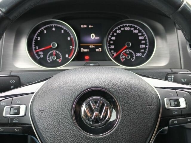 Черный Фольксваген Гольф, объемом двигателя 1.2 л и пробегом 273 тыс. км за 9300 $, фото 14 на Automoto.ua