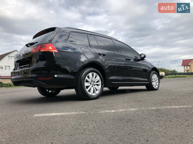 Черный Фольксваген Гольф, объемом двигателя 1.6 л и пробегом 330 тыс. км за 11000 $, фото 13 на Automoto.ua