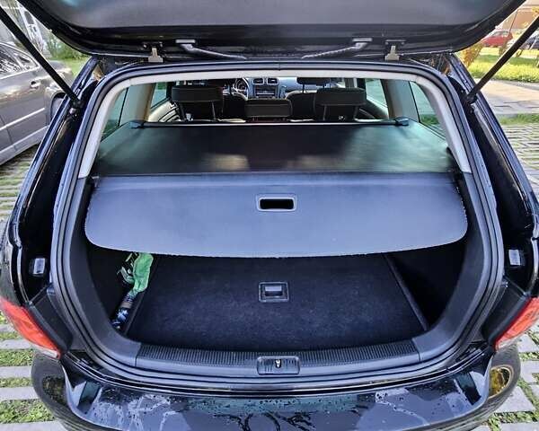 Черный Фольксваген Гольф, объемом двигателя 1.6 л и пробегом 326 тыс. км за 8950 $, фото 36 на Automoto.ua