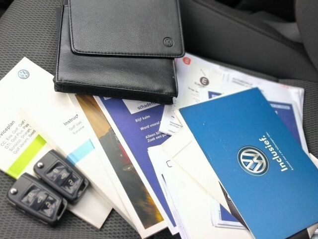 Черный Фольксваген Гольф, объемом двигателя 1.2 л и пробегом 273 тыс. км за 9300 $, фото 18 на Automoto.ua