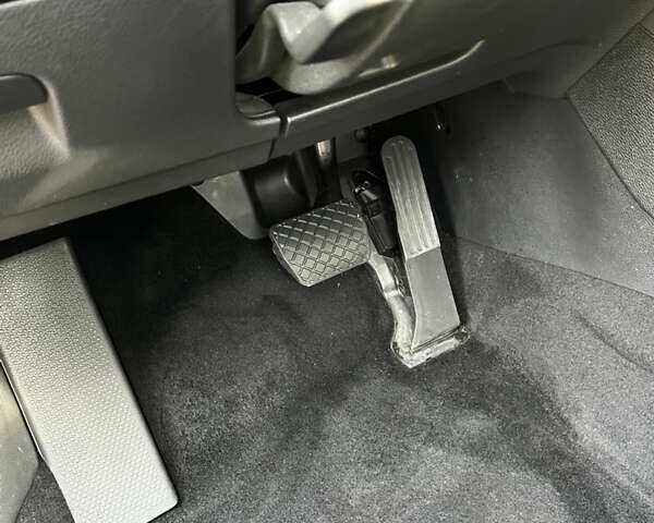 Чорний Фольксваген Гольф, об'ємом двигуна 1.97 л та пробігом 297 тис. км за 9200 $, фото 39 на Automoto.ua