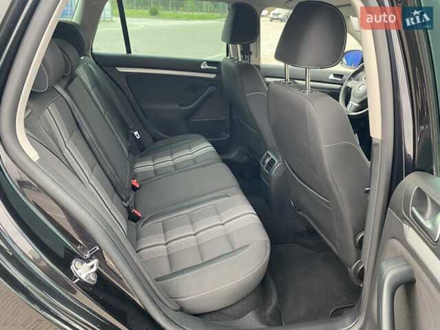 Черный Фольксваген Гольф, объемом двигателя 1.97 л и пробегом 233 тыс. км за 10190 $, фото 36 на Automoto.ua