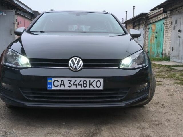 Черный Фольксваген Гольф, объемом двигателя 1.2 л и пробегом 273 тыс. км за 9300 $, фото 2 на Automoto.ua