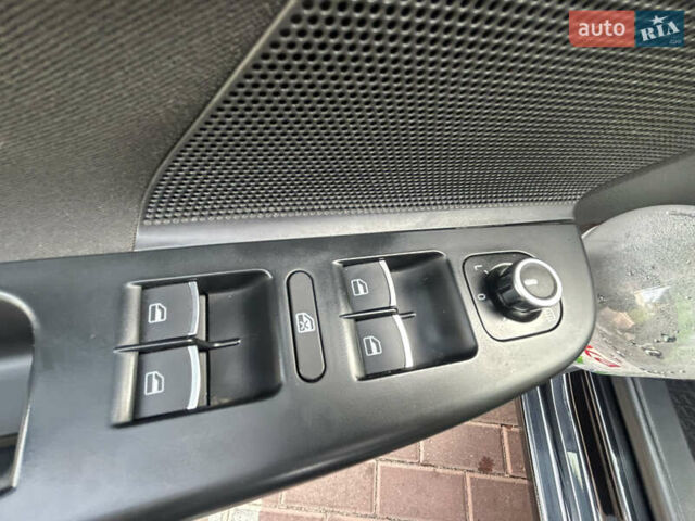 Чорний Фольксваген Гольф, об'ємом двигуна 1.6 л та пробігом 320 тис. км за 8200 $, фото 26 на Automoto.ua