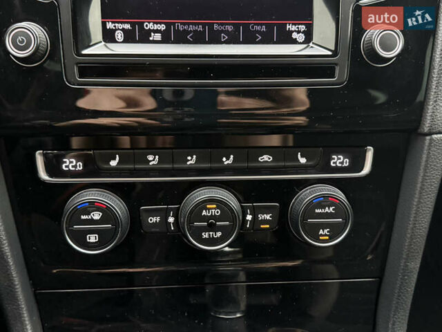 Черный Фольксваген Гольф, объемом двигателя 2 л и пробегом 245 тыс. км за 11700 $, фото 51 на Automoto.ua