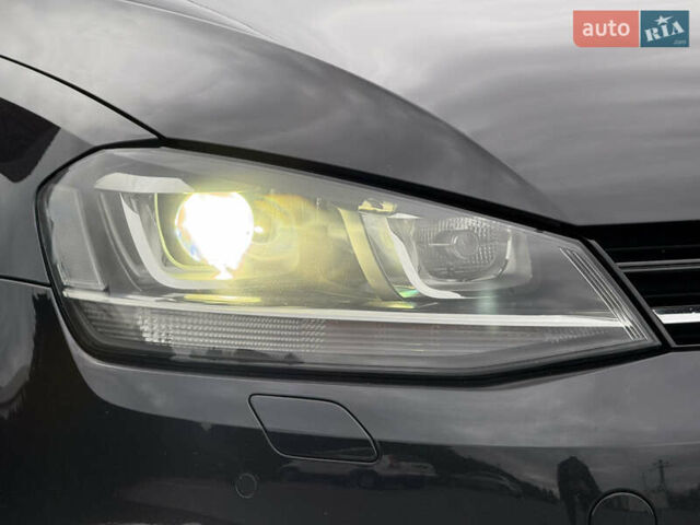 Черный Фольксваген Гольф, объемом двигателя 2 л и пробегом 245 тыс. км за 11700 $, фото 13 на Automoto.ua