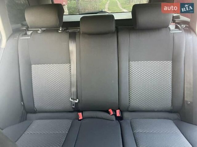 Чорний Фольксваген Гольф, об'ємом двигуна 1.6 л та пробігом 270 тис. км за 8200 $, фото 3 на Automoto.ua