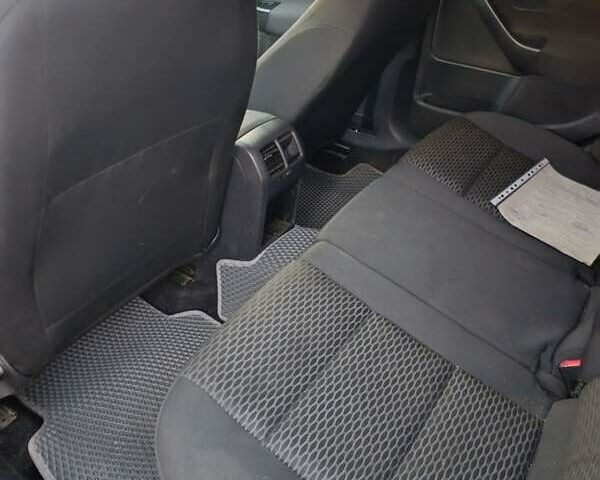 Черный Фольксваген Гольф, объемом двигателя 1.6 л и пробегом 230 тыс. км за 8500 $, фото 5 на Automoto.ua