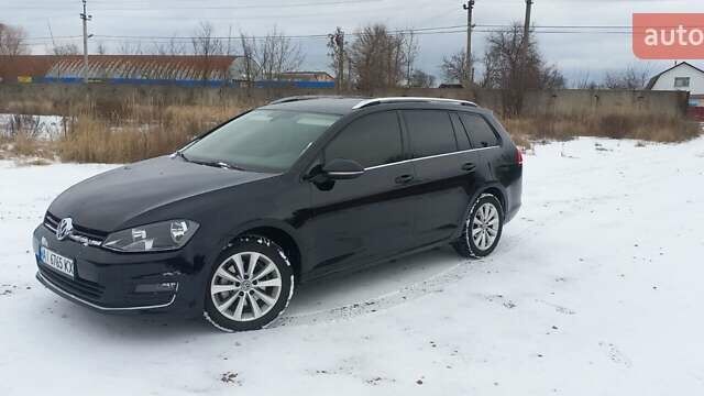 Черный Фольксваген Гольф, объемом двигателя 1.6 л и пробегом 245 тыс. км за 9800 $, фото 1 на Automoto.ua