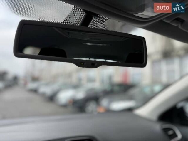 Черный Фольксваген Гольф, объемом двигателя 1.6 л и пробегом 207 тыс. км за 9300 $, фото 17 на Automoto.ua