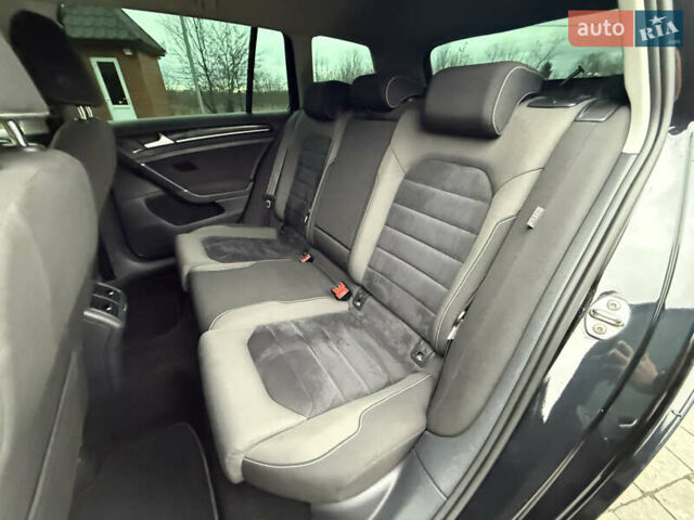 Черный Фольксваген Гольф, объемом двигателя 2 л и пробегом 245 тыс. км за 11700 $, фото 43 на Automoto.ua