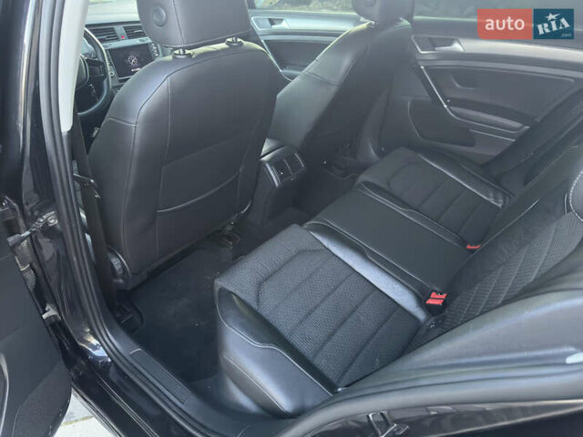 Черный Фольксваген Гольф, объемом двигателя 1.97 л и пробегом 321 тыс. км за 9900 $, фото 25 на Automoto.ua