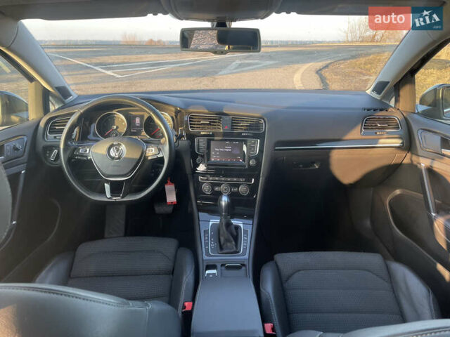 Фольксваген Гольф 2014 в Буске на Automoto.ua Черный Фольксваген Гольф, объемом двигателя 1.2 л и пробегом 253 тыс. км за 10000 $, фото 9 на Automoto.ua